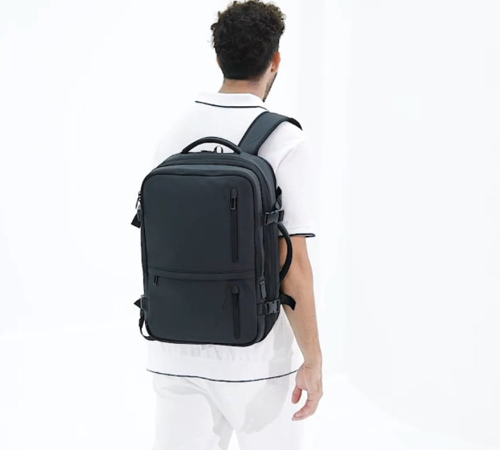 Nimm alles in einer Tasche mit — ohne zusätzliches Gepäck
