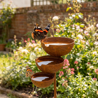 BirdHaven™ Dreistufiges Vogelbad | Erwecken Sie Ihren Garten zum Leben — jeden Morgen aufs Neue